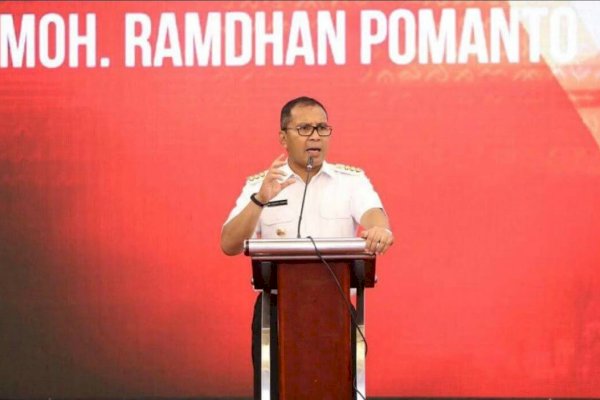 Wali Kota Danny Masuk 25 Figur Kepala Daerah Terpopuler Sepanjang Tahun 2021