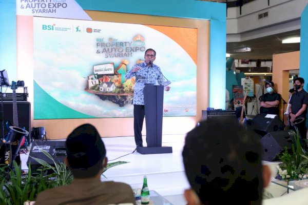 Danny Buka Resmi BSI Property dan Auto Expo yang Digelar REI