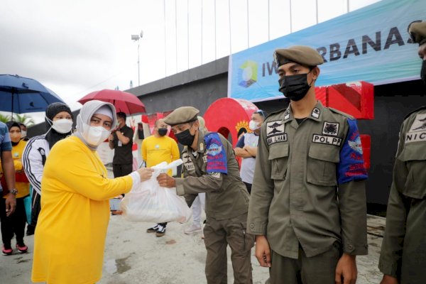 Indira Jusuf Ismail Apresiasi Senam Sehat dan Aksi Sosial Iwa Perbanas