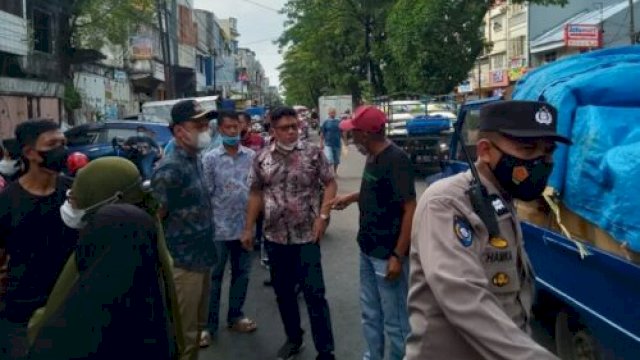 Camat Bontoala Pantau Distribusi Minyak Goreng