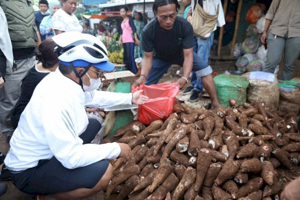 Danny Pomanto Ajak Warga Hidup Sehat, Serukan Makassar Sehat Dengan Rebusan