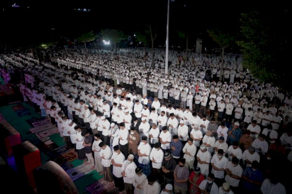 Gerakan Makassar Shalat Subuh Berjamaah, Danny Tekankan Pentingnya Jagai Anakta Jagai Kotata