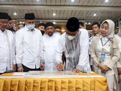 Lakukan Peletakan Batu Pertama, Danny Resmikan Mushallah SMPN 5