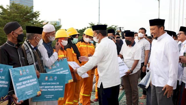 Shalat Subuh Berjamaah, Danny Minta Jadikan Zakat Sebagai Life Style