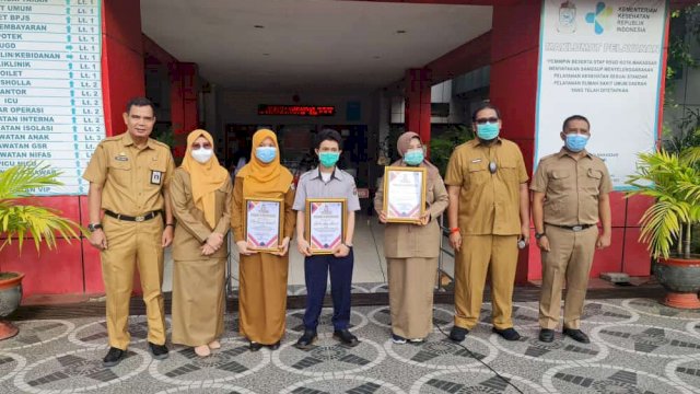 Tingkatkan Kualitas Kinerja, RSUD Makassar Beri Penghargaan untuk Pegawai Berprestasi