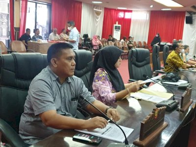 Pansus LKPJ Apresiasi Kadis PU Makassar Saat Paparkan Materi LKPJ