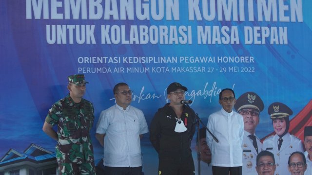 Direktur Utama Perumda Air Minum Kota Makassar Semangati Pegawai Kontrak