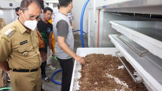 Kunjungi Uji Teknologi Food Waste, Danny : Segera Diterapkan