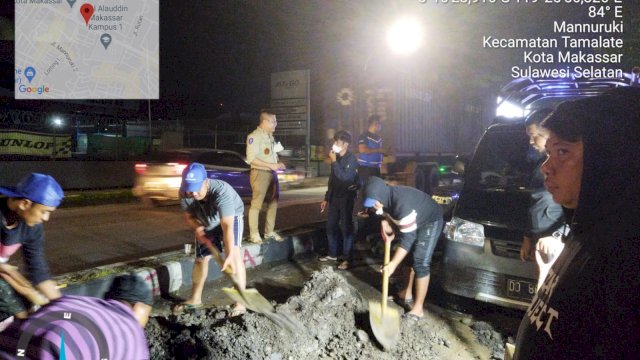 Dini Hari, Beni Iskandar Sambangi Petugasnya Dilapangan