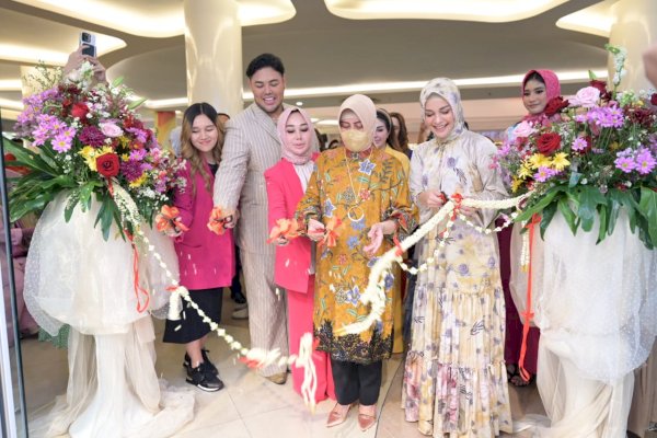 Resmikan Outlet Donna Prive Terbaru, Indira Harap Industri Modest Fashion Makassar Kembali Bangkit