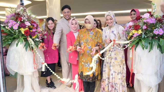 Resmikan Outlet Donna Prive Terbaru, Indira Harap Industri Modest Fashion Makassar Kembali Bangkit