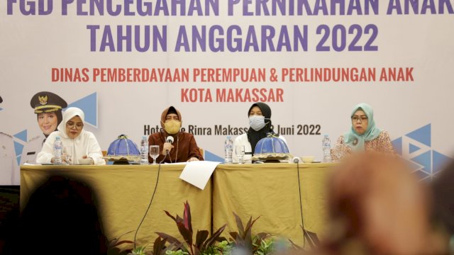 Narsum FGD, Ketua TP PKK Kota Makassar, Ingatkan Dampak Pernikahan Dini