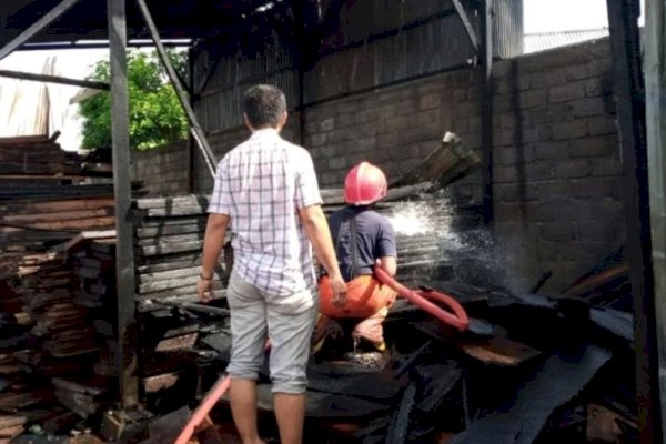 Ngeri, Damkar Makassar Tangani 3 Kebakaran Dalam Sehari