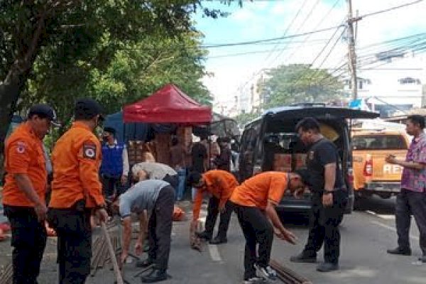 BPBD Makassar Pasang Tenda di Lokasi Kebakaran Veteran