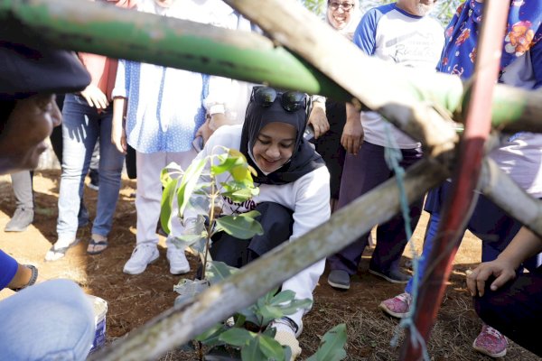 Kunjungi Lorong Edu Park Manggala, Wawali Fatma: Rampungkan Segera