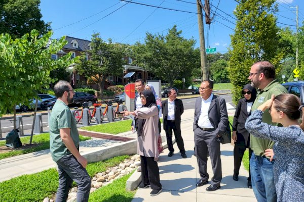 Ide Cerdas Danny Pomanto Hadirkan Lorong Wisata Tuntaskan Masalah Pendidikan di Makassar