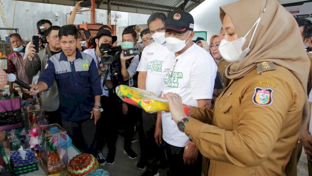 Menko PKM : Pengelolaan Sampah dengan Manfaatkan Maggot Patut Mendapat Penanganan Serius