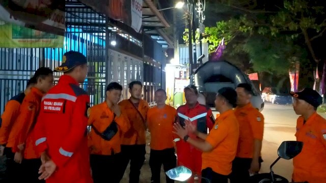 Bersama SAR, BPBD Makassar Temukan Jasad Nelayan di Danau Balang Tonjong