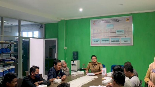 Kepala UPT PAL DPU Makassar Gelar Rapat Bahas Draft MoU dengan Mitra Swasta Jasa Penyedotan Lumpur Tinja