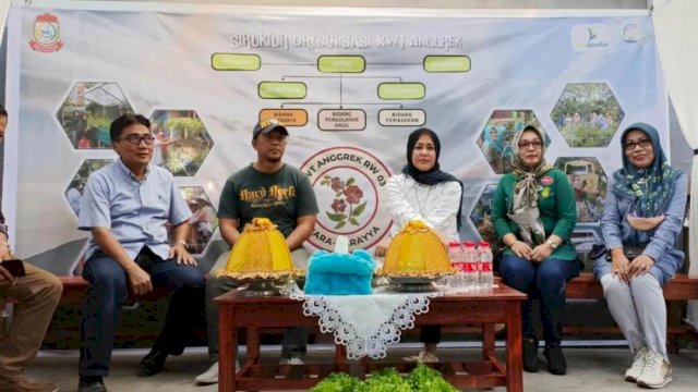 DKP dan Diskop UKM Kompak Kunjungi Kelompok Binaan di Bara-baraya