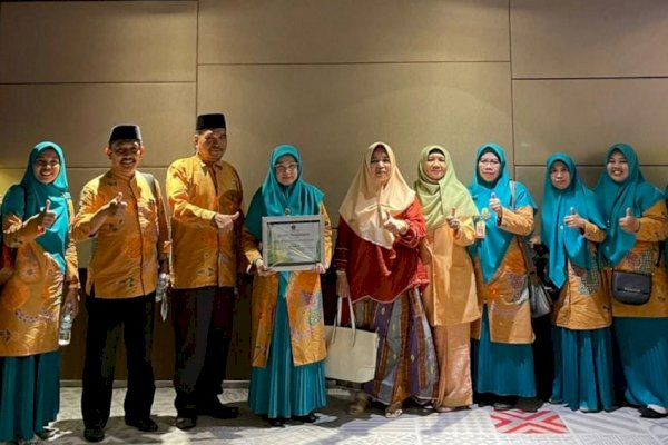 Selamat, MTs Ummul Mukminin &#8216;Aisyiyah Raih Juara 3 Penerapan Madrasah Sehat Tingkat Provinsi Sulsel