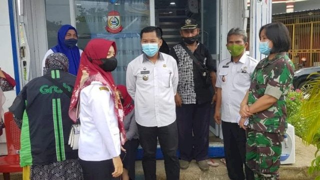 Pantau Vaksinasi, Camat Biringkanaya Kunjungi Posko Covid Seluruh Kelurahan