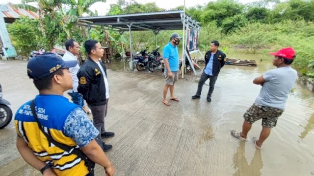 Camat Biringkanaya Pantau Lokasi Banjir di Katimbang