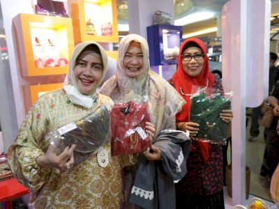 Indira Yusuf Ismail Launching Galeri UMKM di Trans Studio Mall
