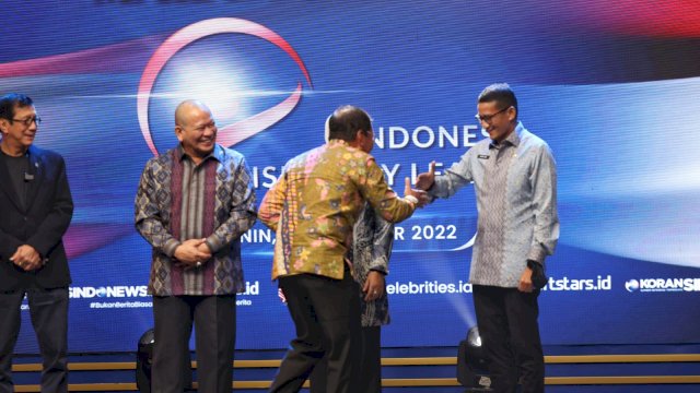 Indonesia Visionary Leaders, Danny Raih Penghargaan Kategori Best Overall