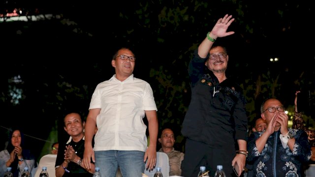 Danny Pomanto Dampingi Mentan SYL Nonton Aksi Panggung Padi Reborn di F8