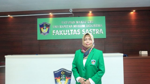 Dekan Fakultas Sastra UMI jadi Pembicara Seminar Nasional di Universitas Tadulako