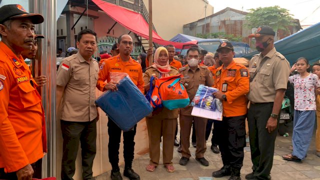 Pemkot Makassar Salurkan Bantuan Logistik dan Material untuk Korban Kebakaran di Rappokalling 