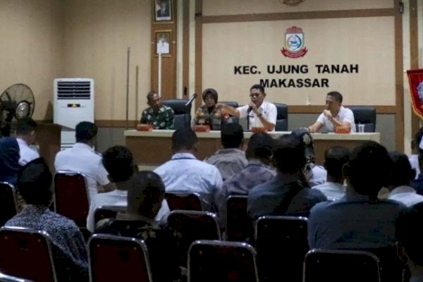 Camat Ujung Tanah Pimpin Rakor Persiapan Rencana Kunker Jokowi