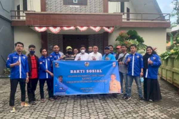 Bersama KNPI, Pemerintah Kecamatan Ujung Tanah Baksos di Gereja Lantamal