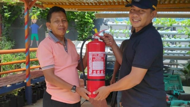 Dinas Damkar Suplai Apar di Lorong Wisata