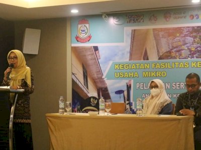 Diskop Makassar Berikan Sertifikat Halal Bagi UMKM
