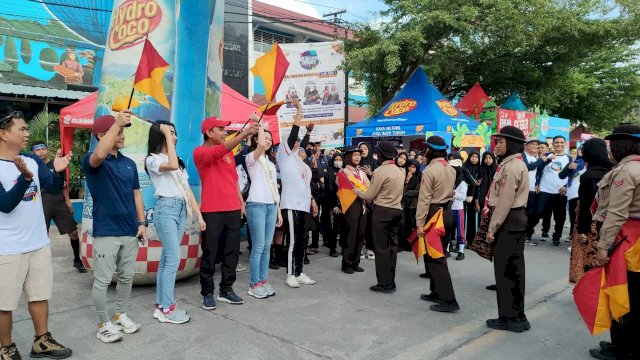 Gelar Aksi Sosial di Reuni Akbar, Rudianto Lallo Apresiasi Alumni SMP 22 Makassar