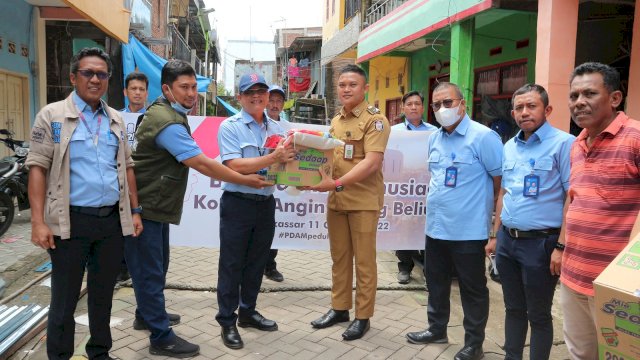 PDAM Makassar Peduli Sambangi Lagi Korban Bencana di Maccini Sombala