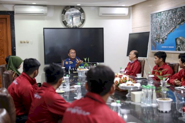 Wali Kota Danny Lepas 18 Atlet Karate Porprov XVII Sinjai-Bulukumba