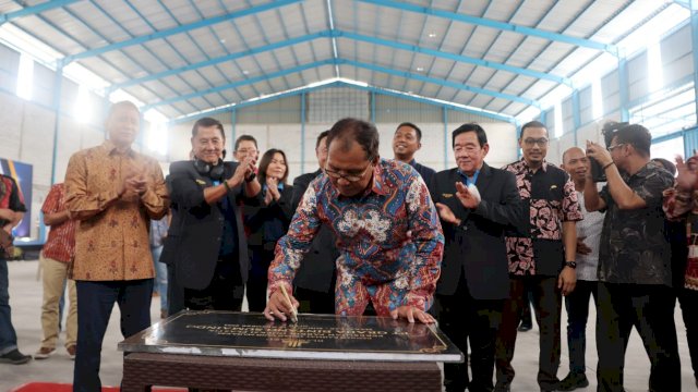 Grand Opening Pabrik Injeksi Plastik, Danny Harap Kehidupan Pelaku Bank Sampah Lebih Hidup