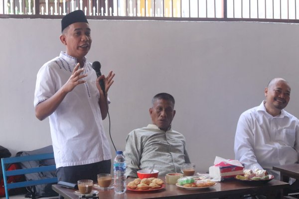 Ketua DPRD Rudianto Lallo Bahas Kepemimpinan HM Daeng Patompo Bareng Putranya