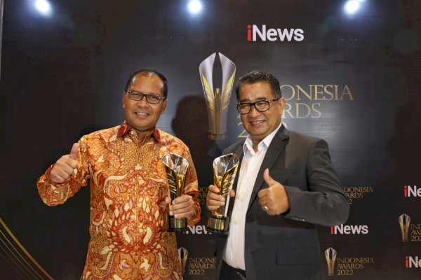 Sukses Bangun Ekonomi Berkelanjutan, Danny Pomanto Terima Penghargaan Indonesia Award 2022