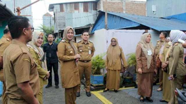 Camat Mamajang Dampingi Wawali Fatmawati Tinjau Longwis