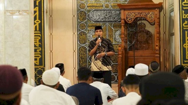 Camat Makassar Safari Ramadan di Lariangbangi