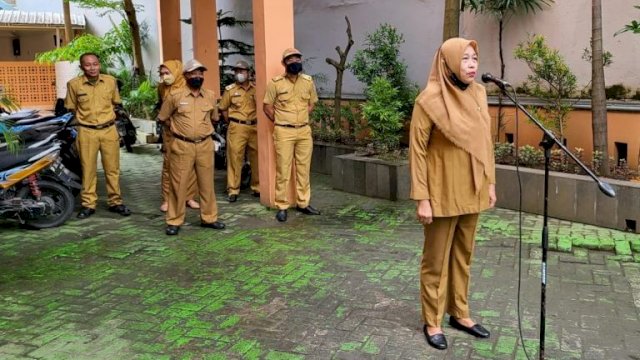 ASN Se-Kecamatan Tamalanrea Diminta Bantu Benahi Taman