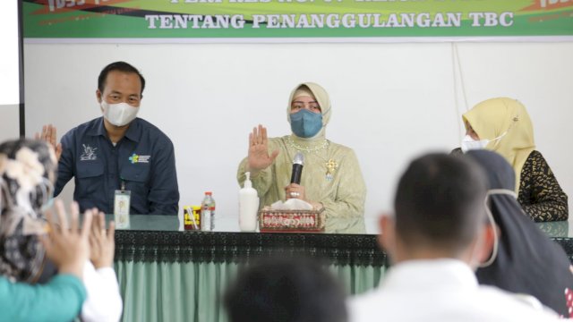 Indira Jusuf Ismail Dampingi Tim Kemenkes Tinjau Penanganan Eliminasi TB di PKM Tamalate