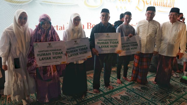 Salat Subuh Berjamaah, Baznas Beri Bantuan Perbaikan Rumah Tidak Layak Huni