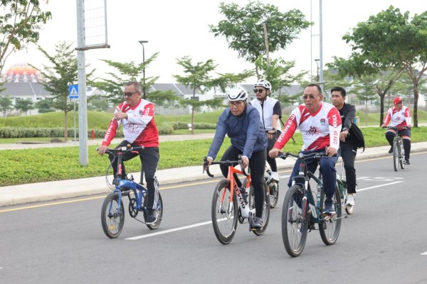 Gowes Bersama Peserta APEKSI, Danny Pomanto Kenalkan Kota Makassar