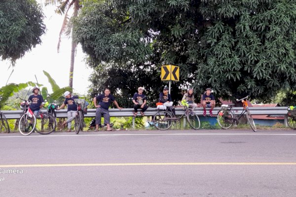 Komunitas Sepeda tua Makassar (KOSTUM) Touring Makassar Pinrang