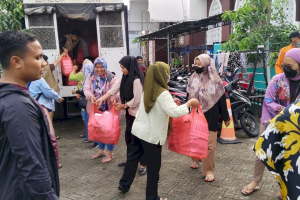 Dinas Sosial Makassar Dirikan Dapur Umum di Lokasi Pengungsian